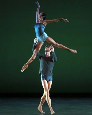World Ballet Company: Swan Lake